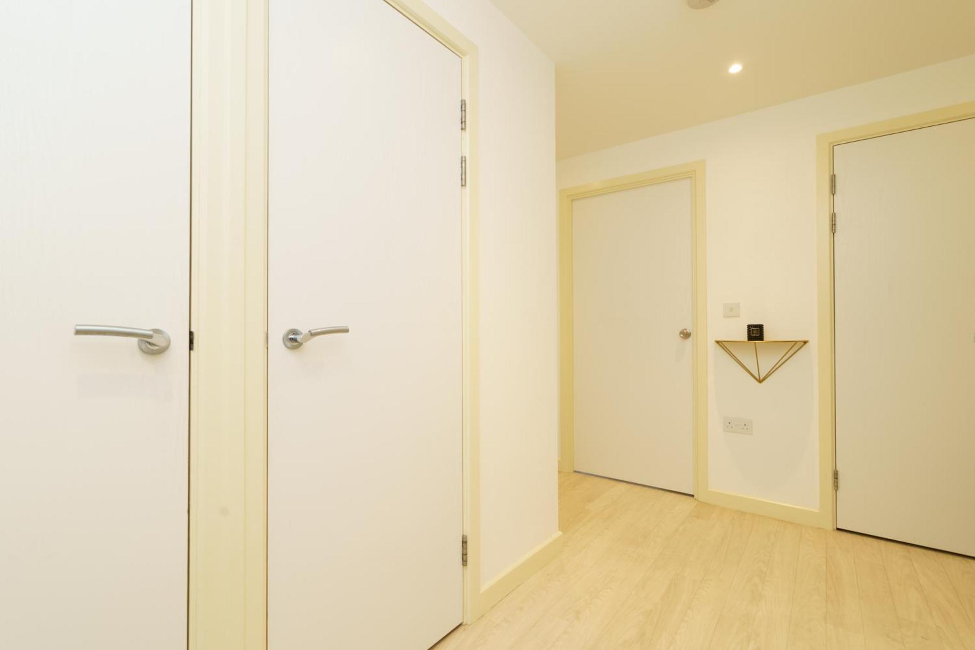 Stylish Surrey Quays Apartment - 10 Mins From Station London Eksteriør bilde