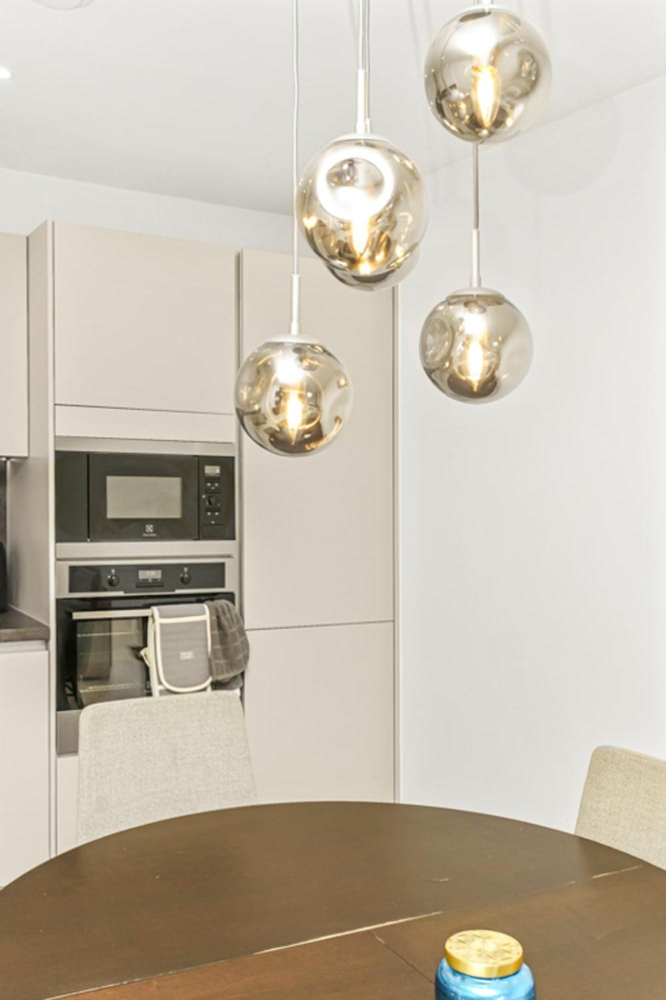 Stylish Surrey Quays Apartment - 10 Mins From Station London Eksteriør bilde