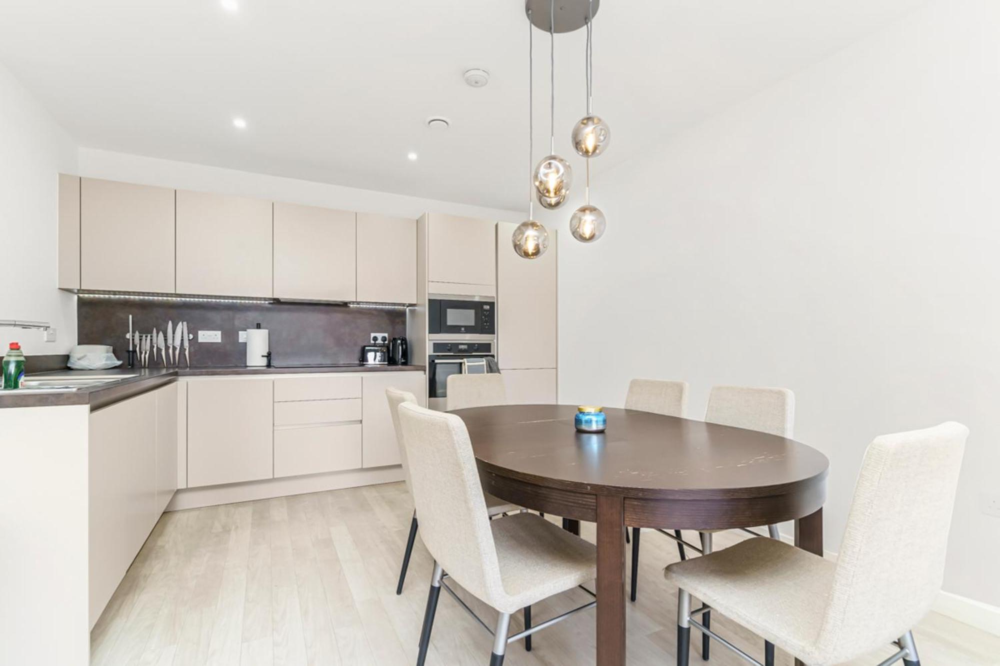 Stylish Surrey Quays Apartment - 10 Mins From Station London Eksteriør bilde